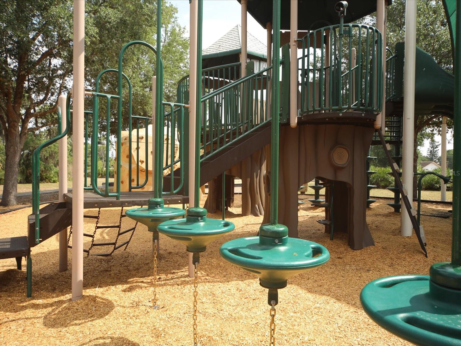 BRENTWOOD ESTATES - Residential