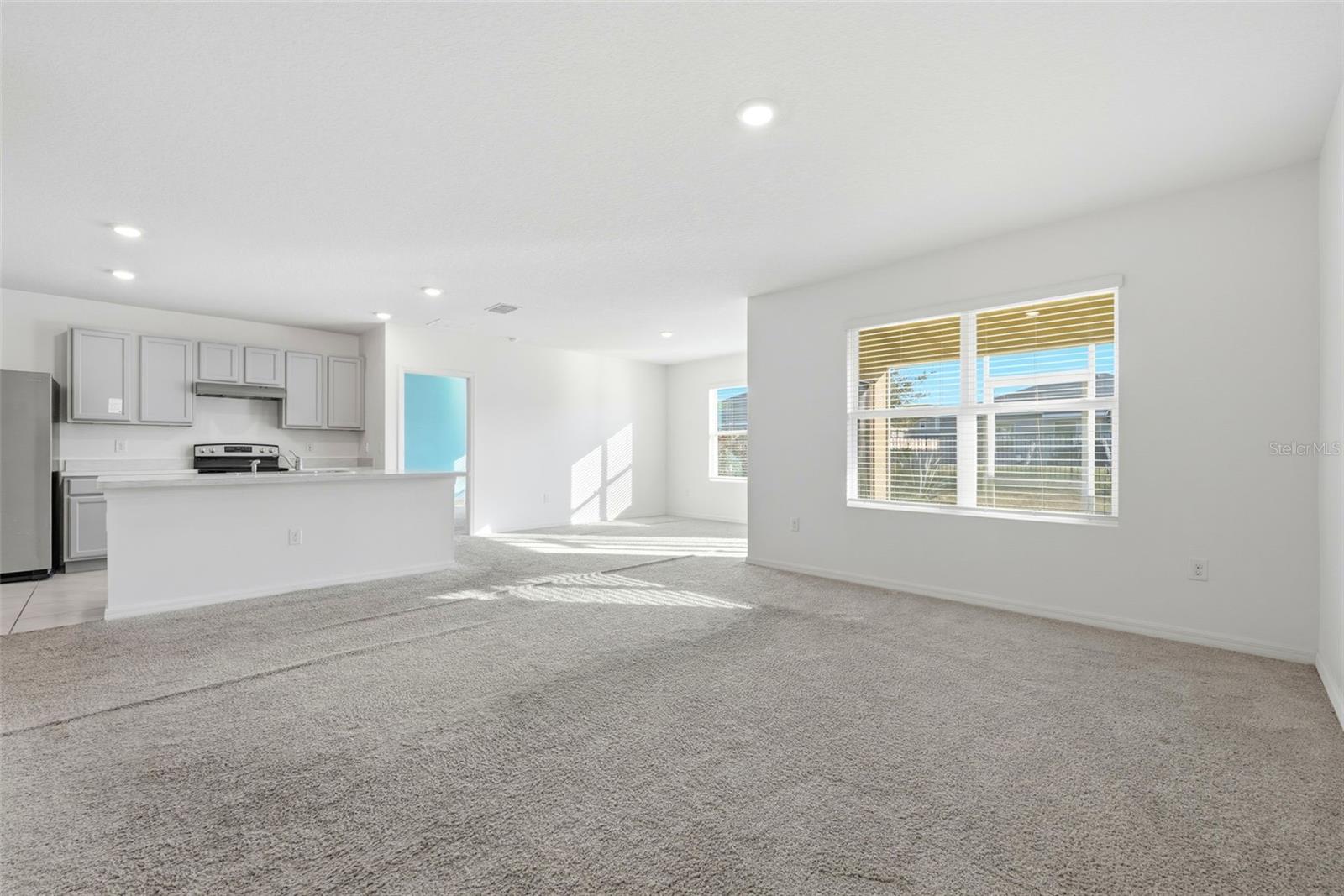 VERANDAH PARK - Residential Lease