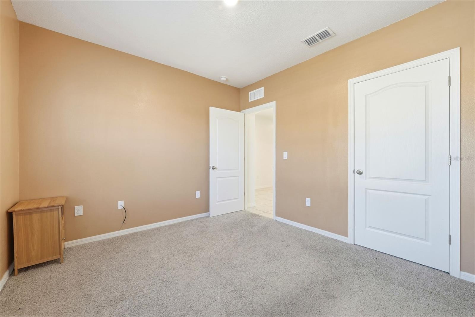 VERANDAH PARK - Residential Lease