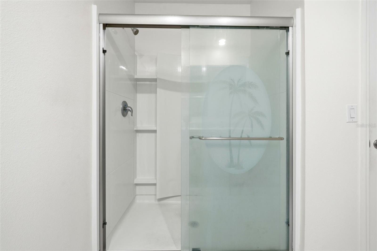 VERANDAH PARK - Residential Lease