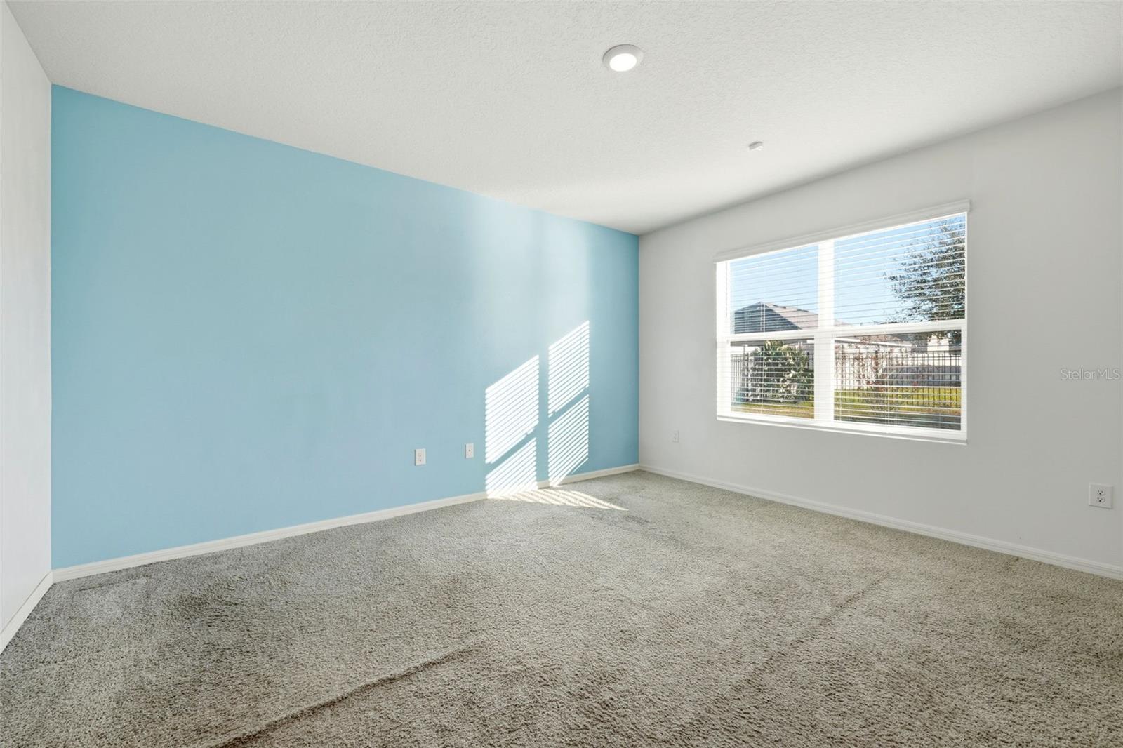 VERANDAH PARK - Residential Lease