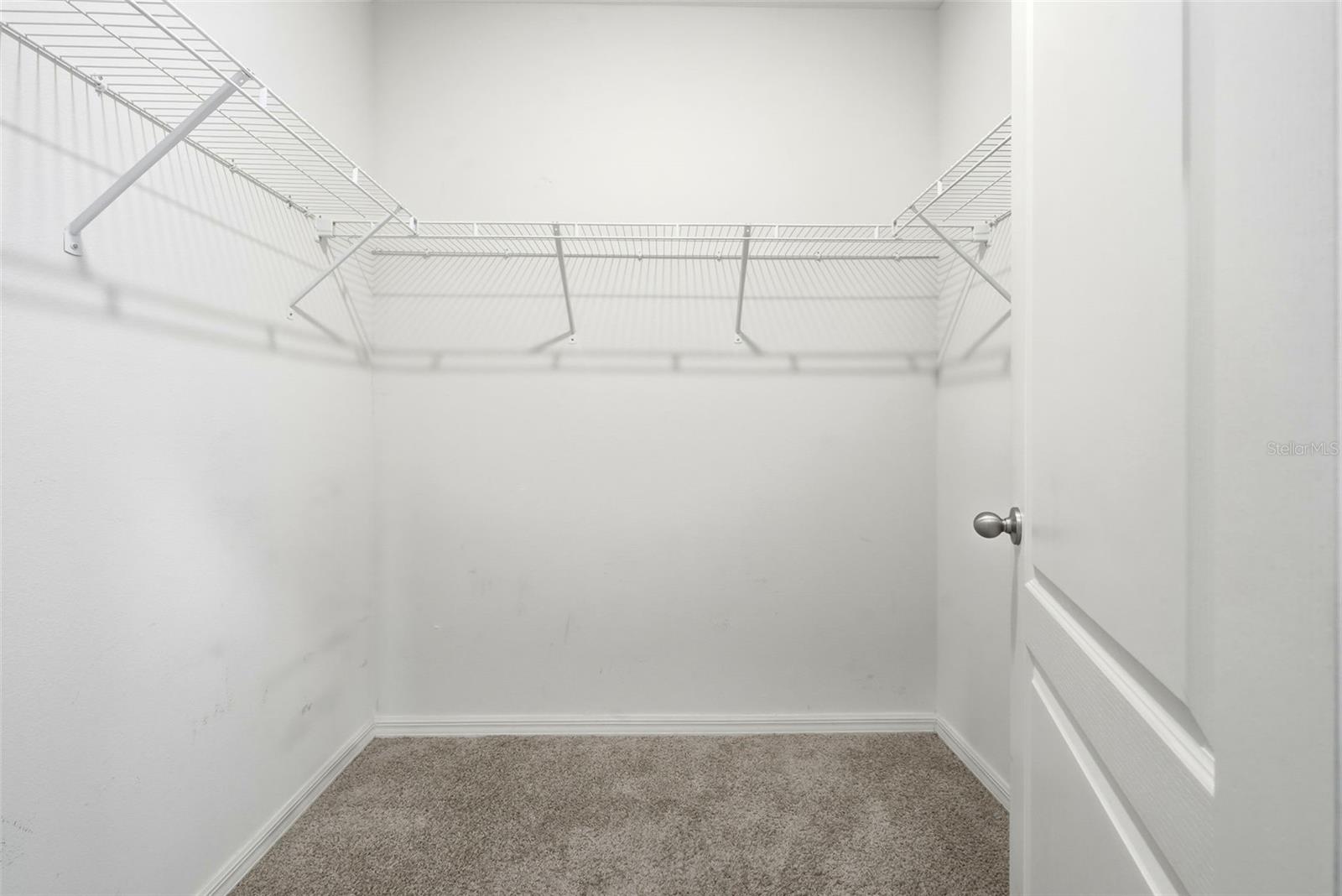 VERANDAH PARK - Residential Lease