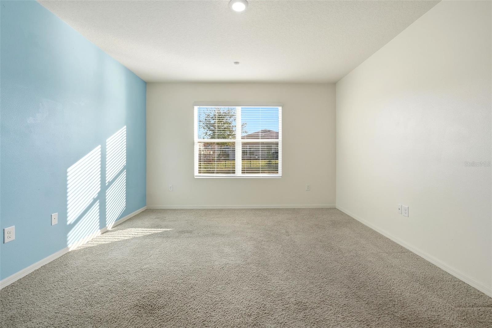 VERANDAH PARK - Residential Lease