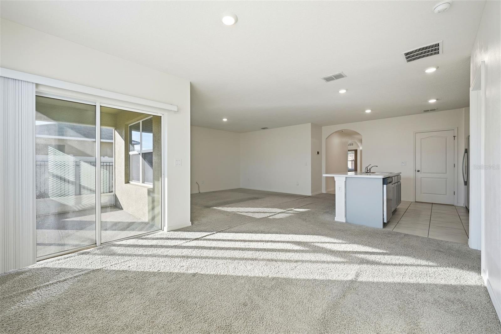 VERANDAH PARK - Residential Lease