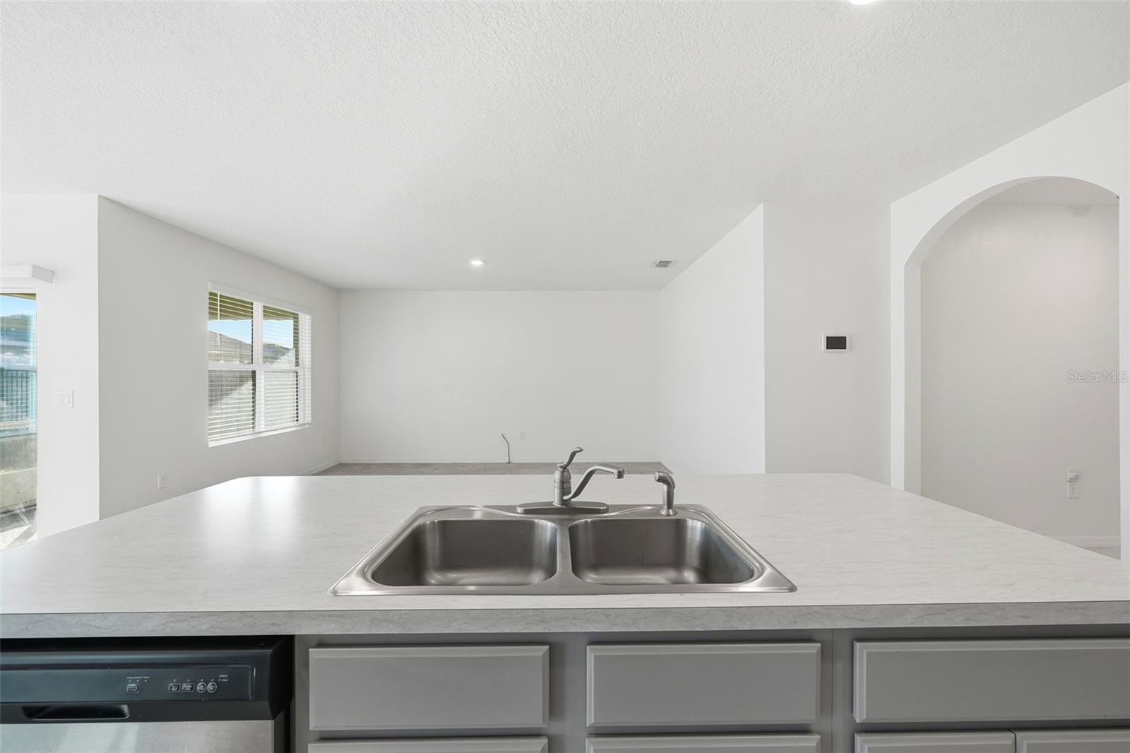 VERANDAH PARK - Residential Lease