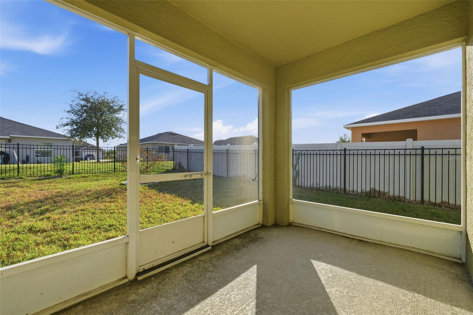 VERANDAH PARK - Residential Lease