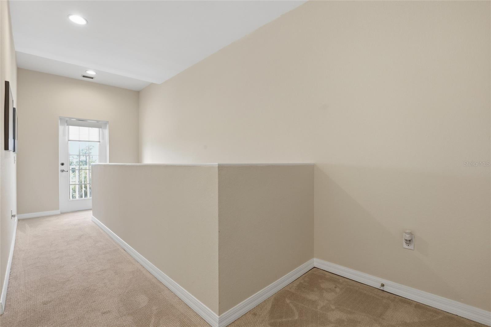 TOWNHOMES/CAPE HAZE - Residential