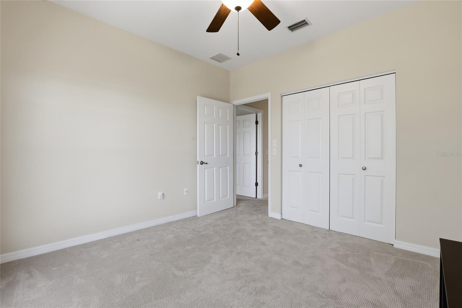 TOWNHOMES/CAPE HAZE - Residential