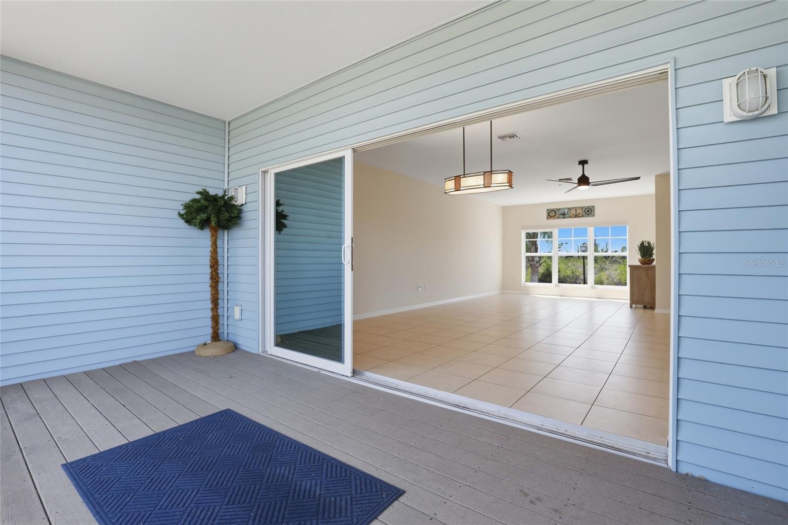 TOWNHOMES/CAPE HAZE - Residential