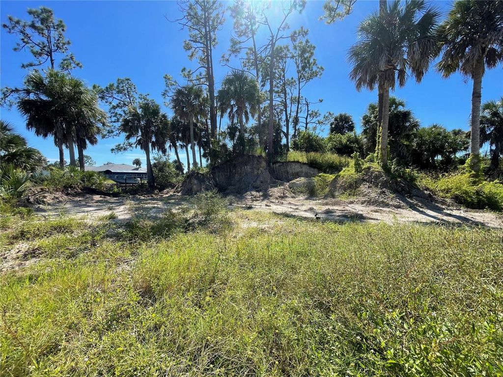 Photo of 1221 Underhill Circle, Port Charlotte, FL 33953 (MLS # G5103444)