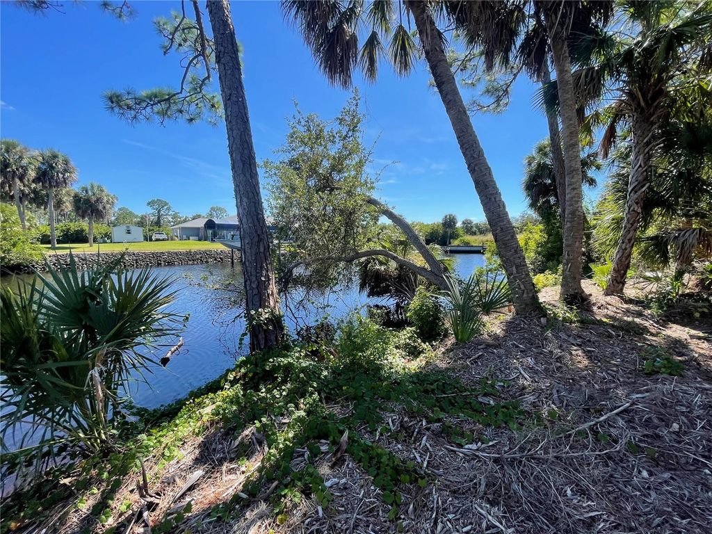 Photo of 1221 Underhill Circle, Port Charlotte, FL 33953 (MLS # G5103444)