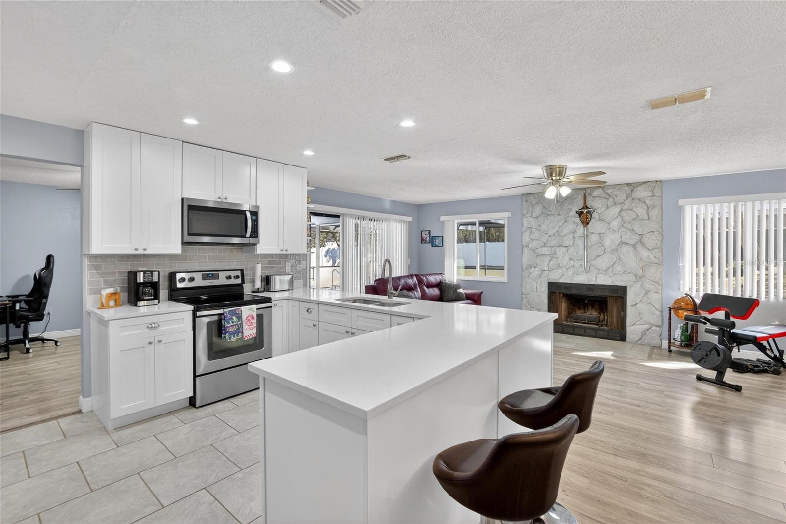 SPRING HILL UNIT 9 - Residential