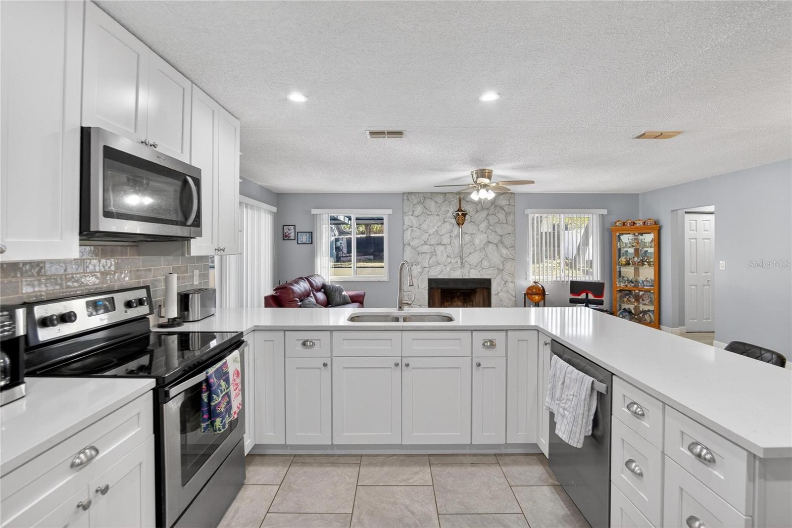 SPRING HILL UNIT 9 - Residential