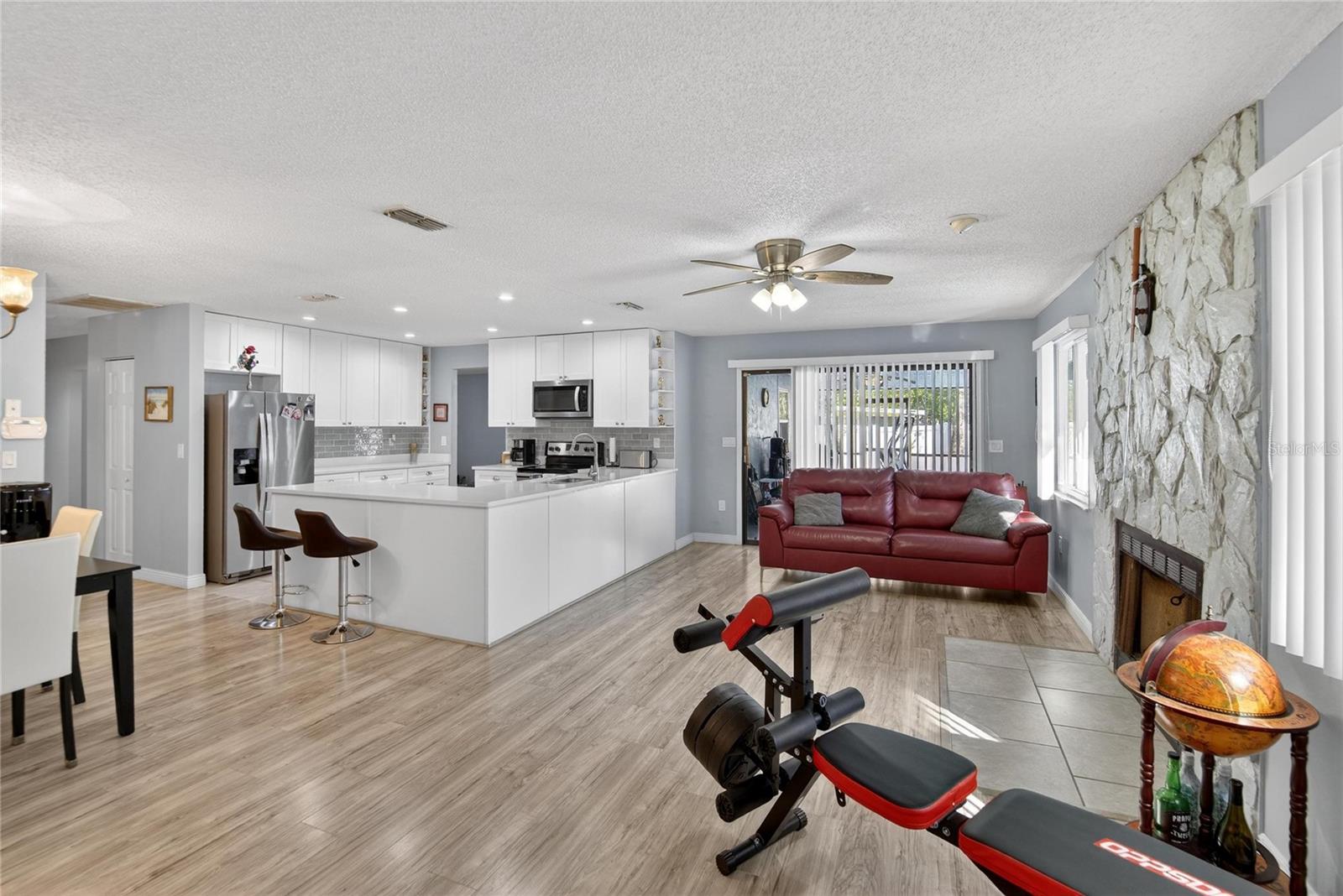 SPRING HILL UNIT 9 - Residential