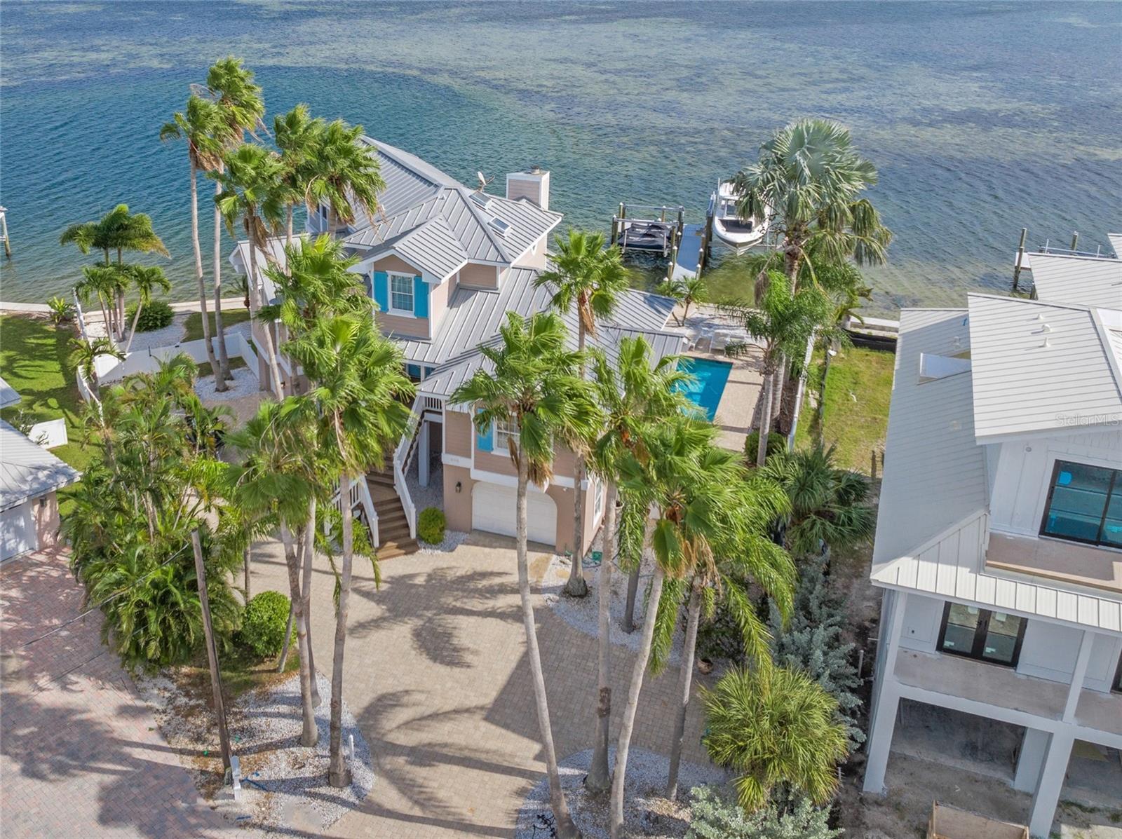 HOLMES BEACH 12TH UNIT - Residential