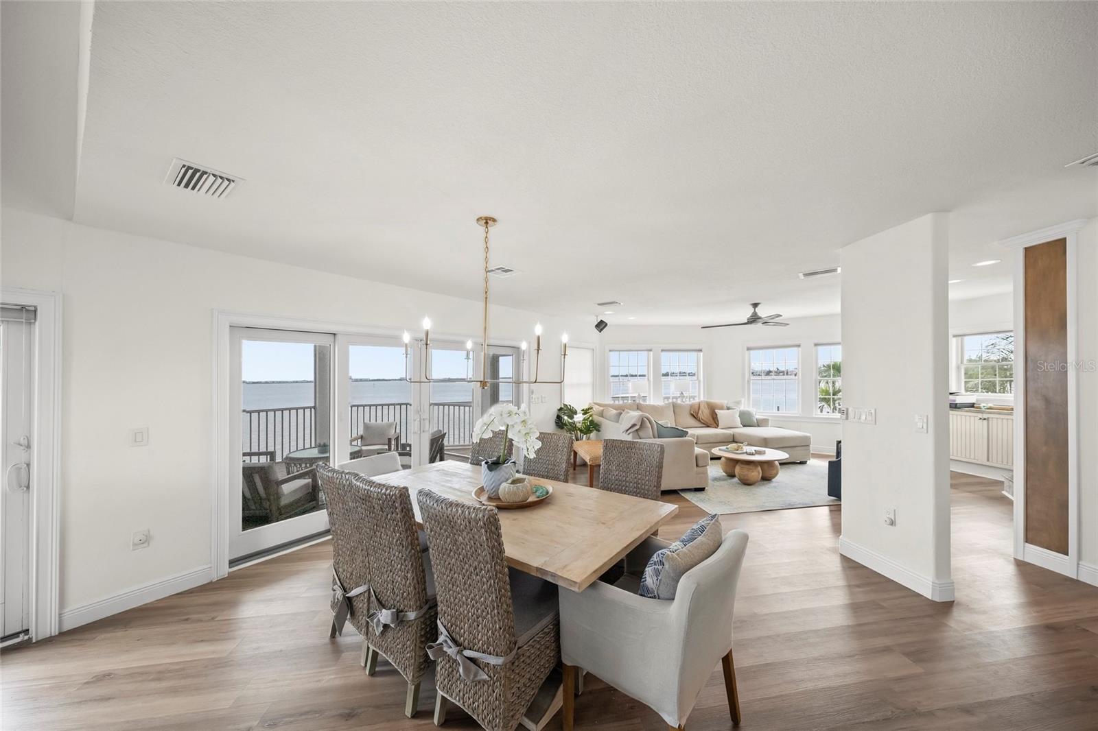 HOLMES BEACH 12TH UNIT - Residential