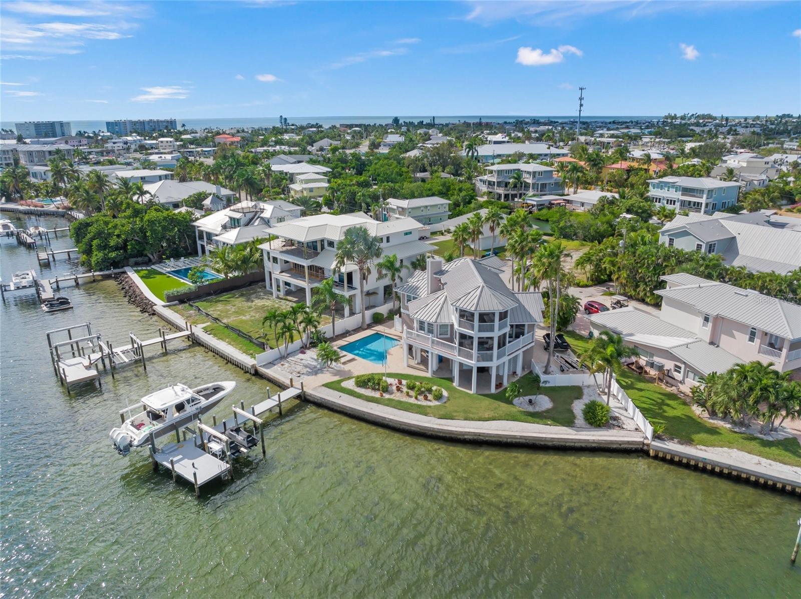 HOLMES BEACH 12TH UNIT - Residential