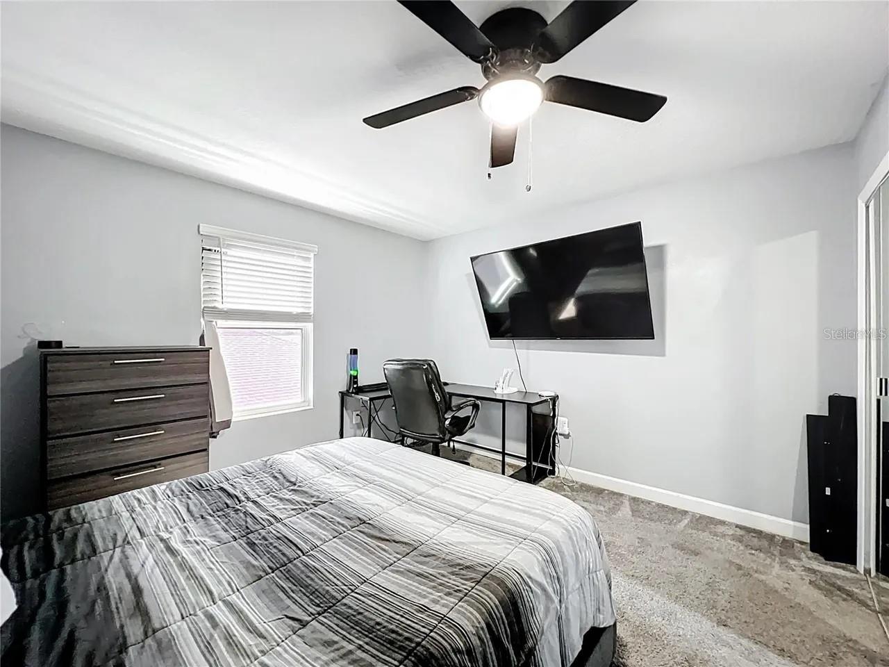 ESTATES/LK HAMMOCK - Residential Lease