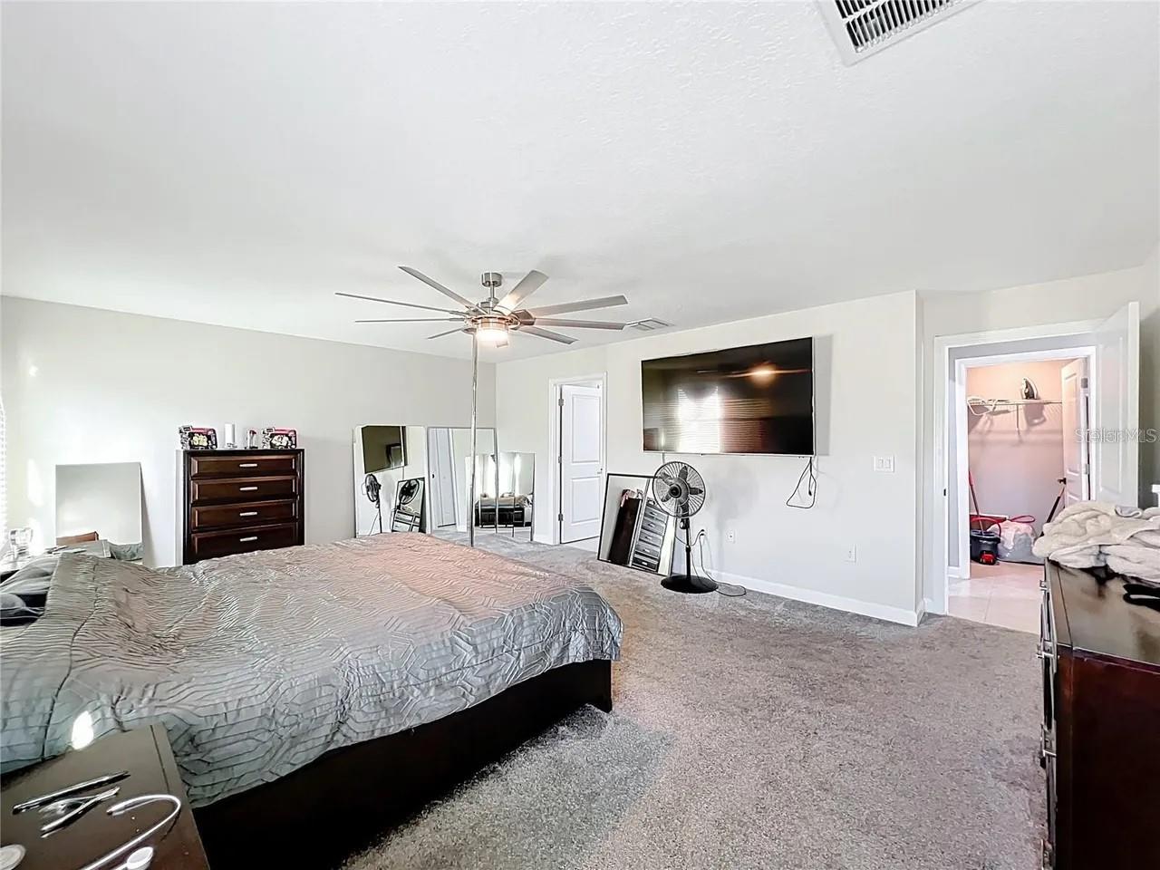 ESTATES/LK HAMMOCK - Residential Lease