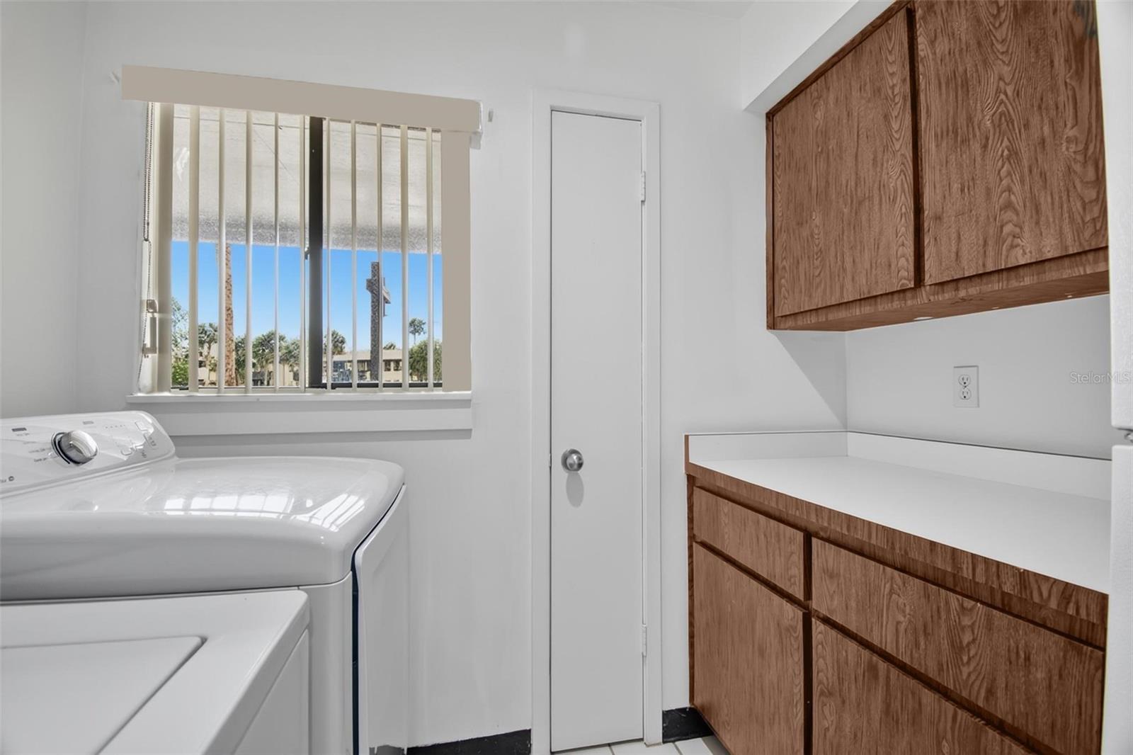 PALM CLUB CONDO - Residential
