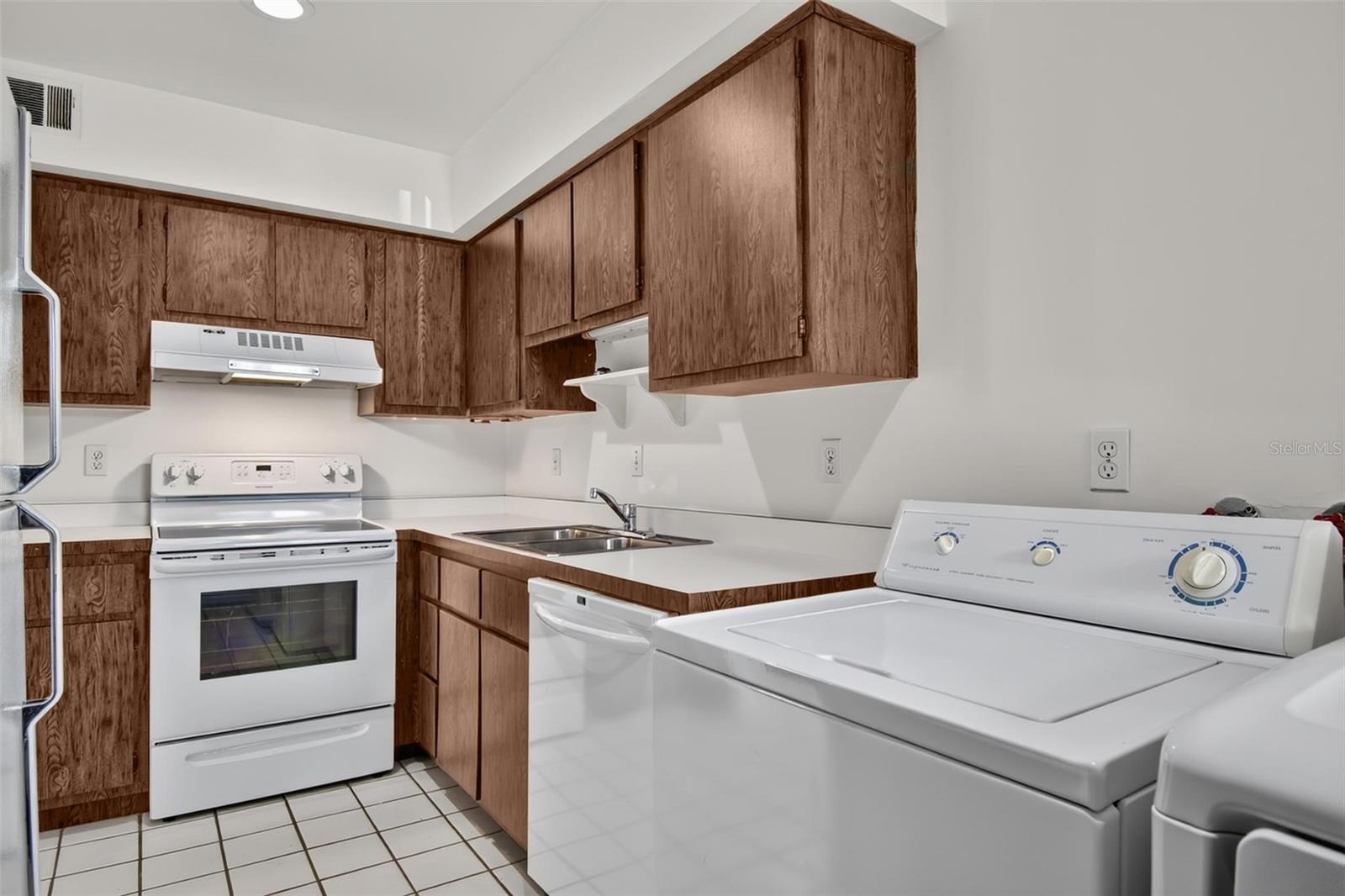 PALM CLUB CONDO - Residential