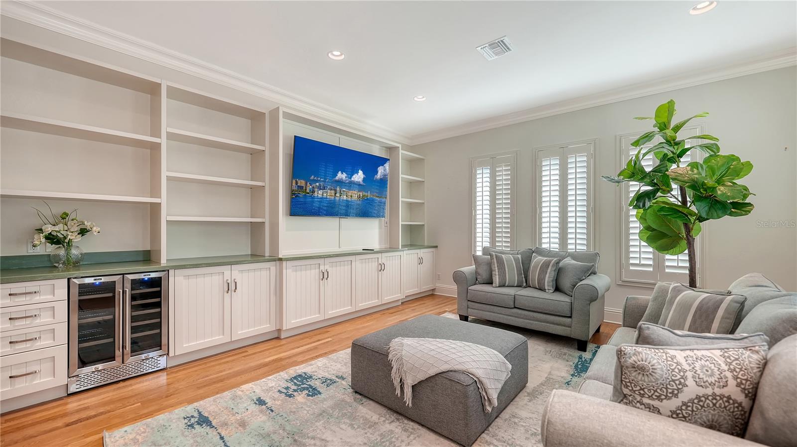 HARBOR ACRES - Residential