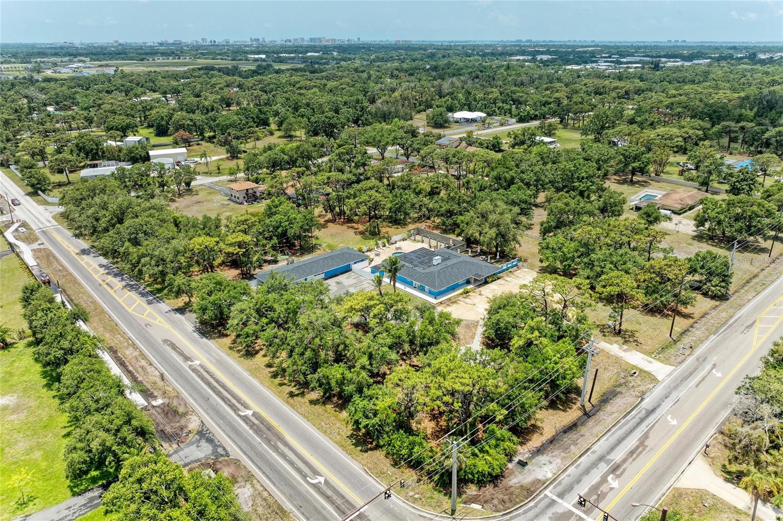 2726 DESOTO ROAD