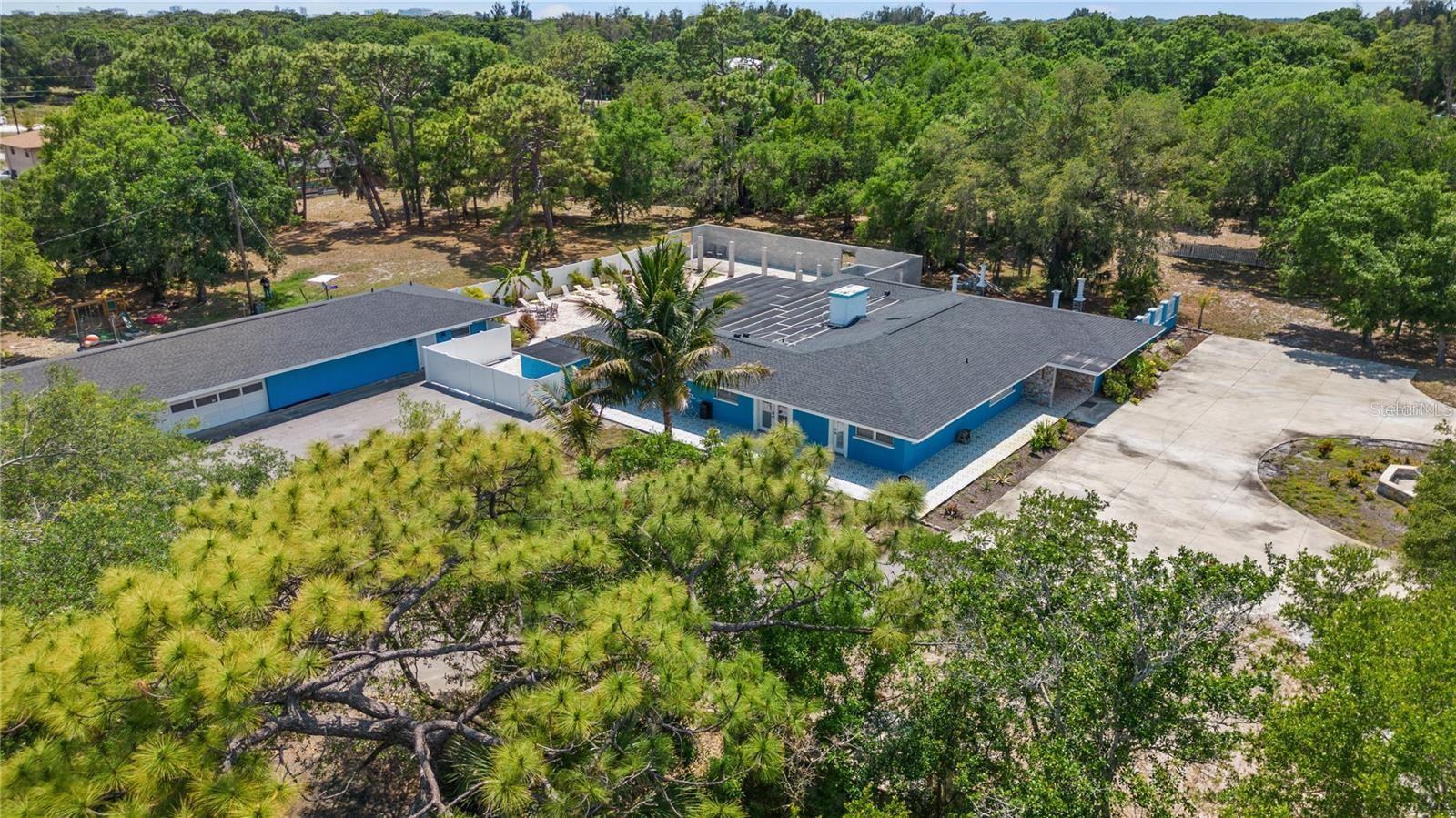2726 DESOTO ROAD