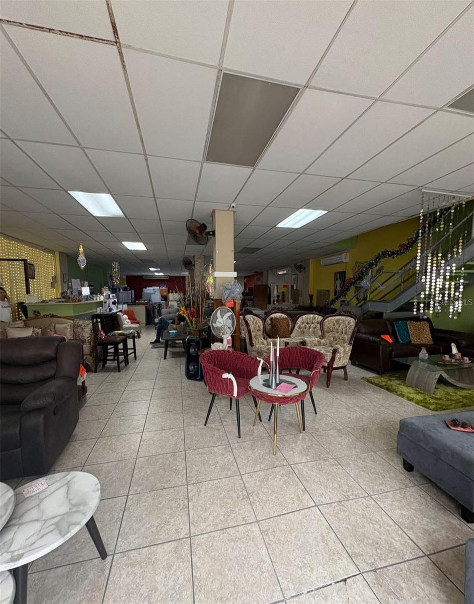 2 BARBOSA AVE AVENUE