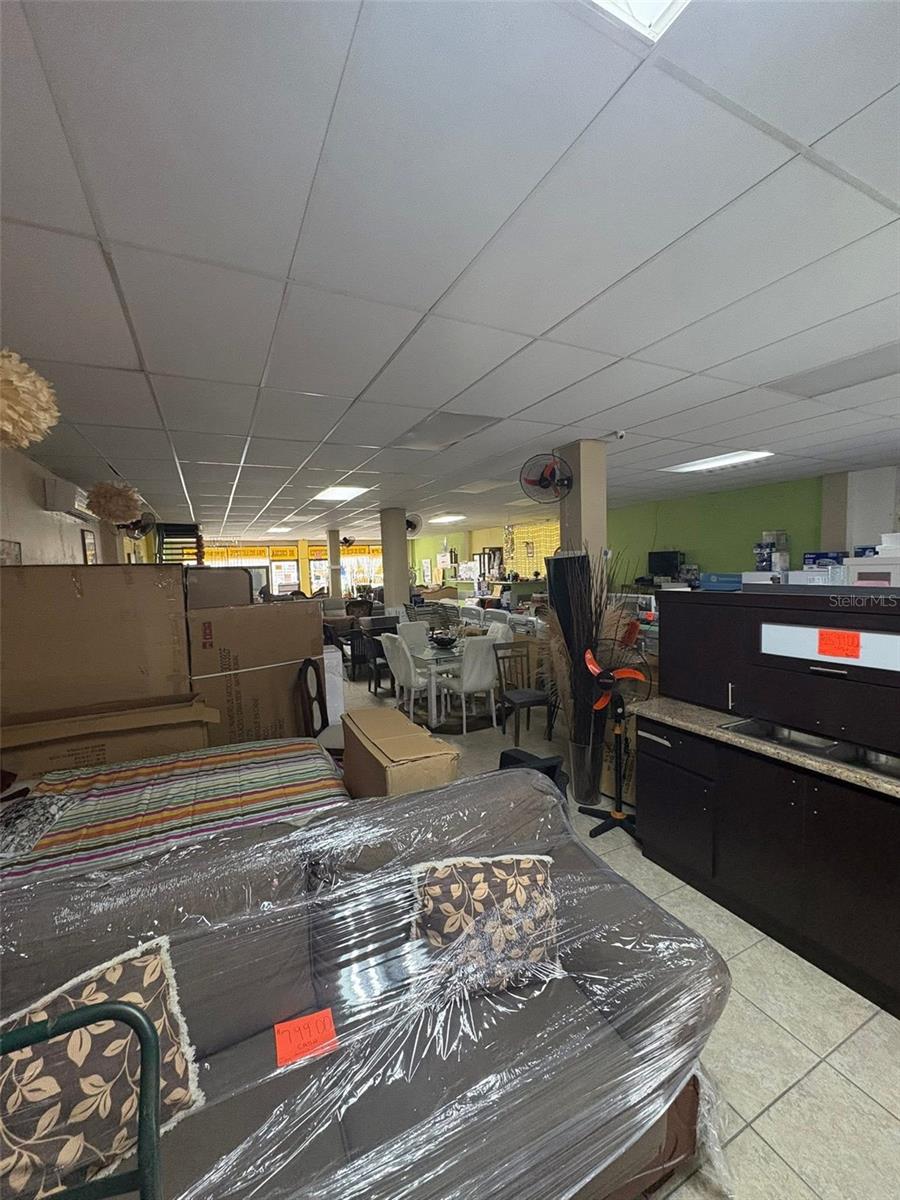 2 BARBOSA AVE AVENUE