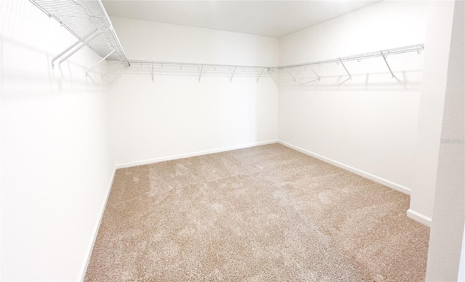 SCENIC TER SOUTH PH I - Residential Lease