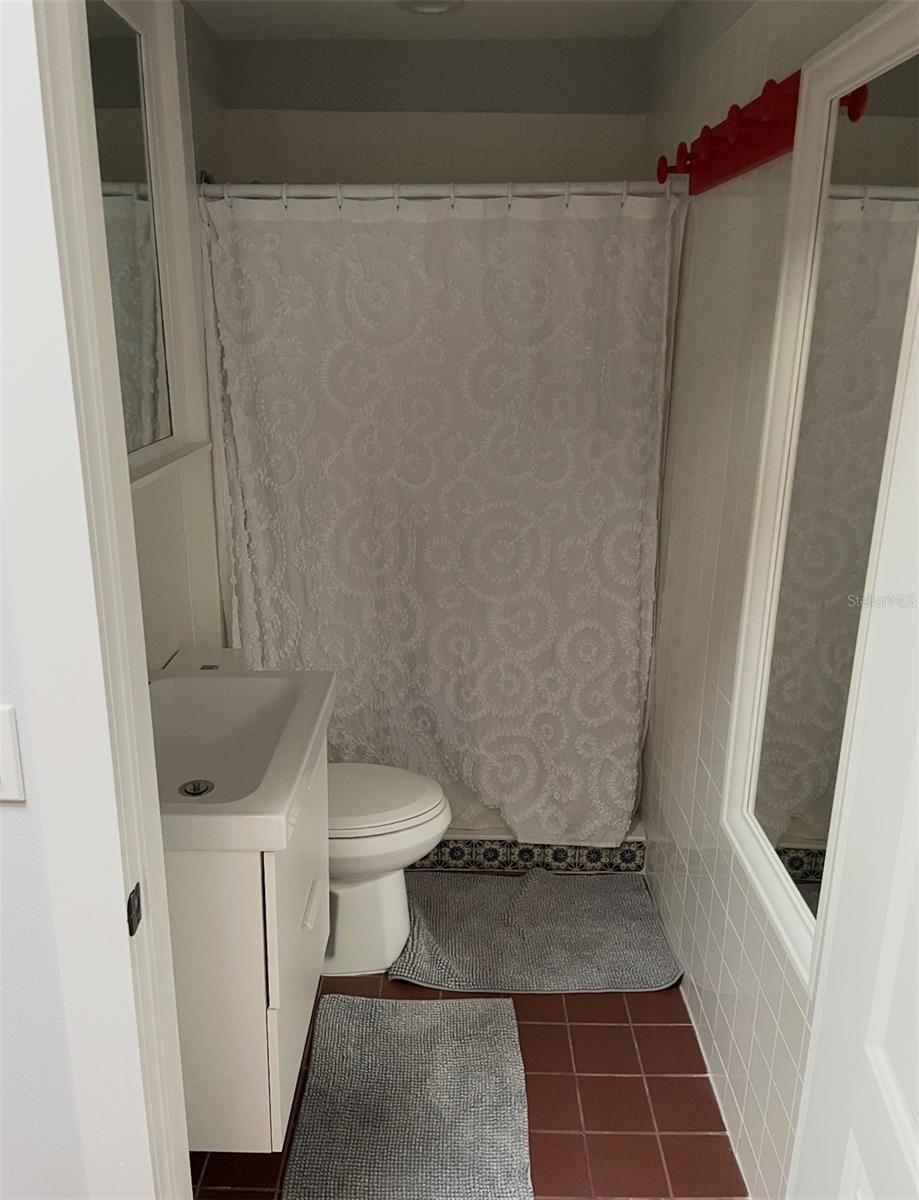 BOULEVARD ADD TO SARASOTA - Residential Lease