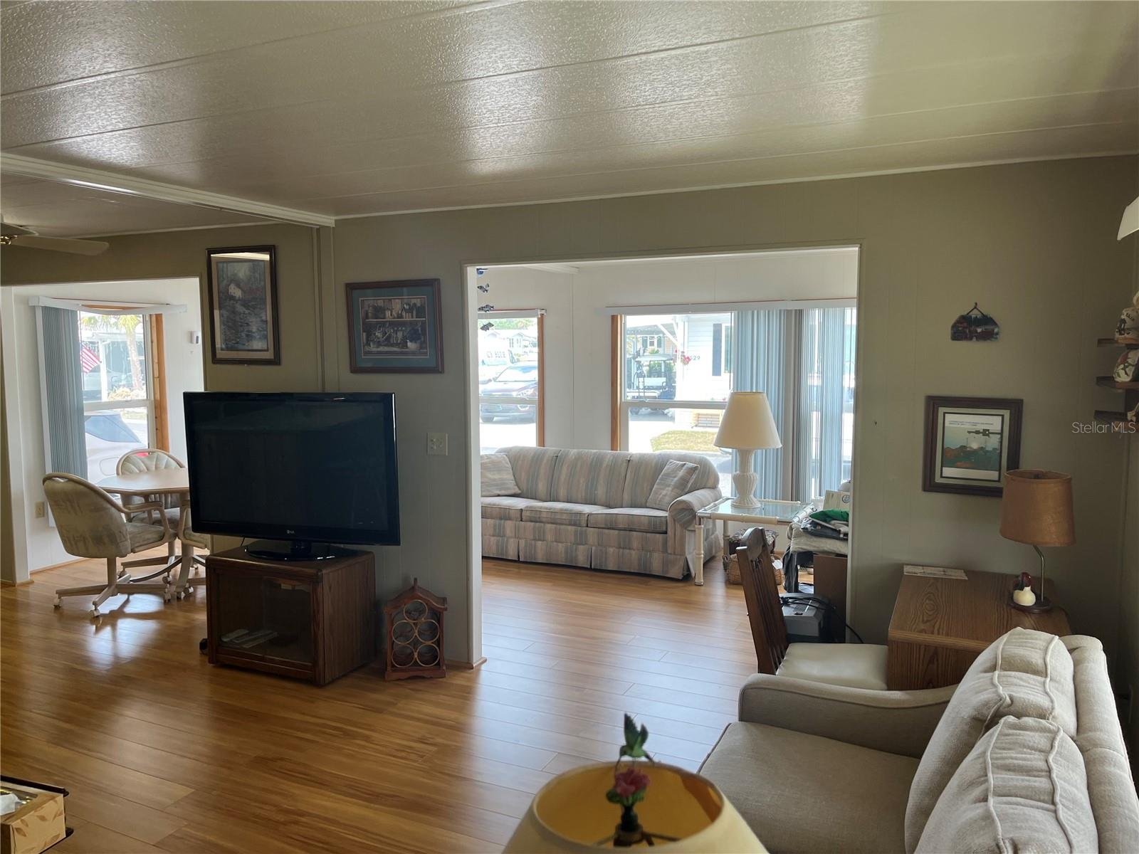 VENICE ISLE - Residential