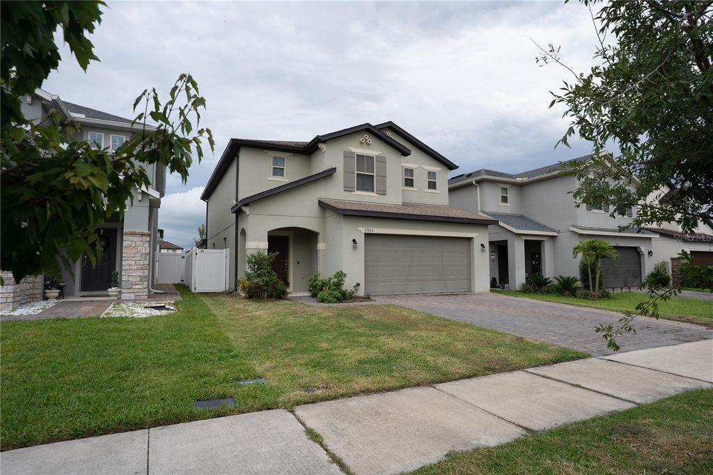 Photo of 2905 Summer Green Trail, Kissimmee, FL 34744 (MLS # O6413243)