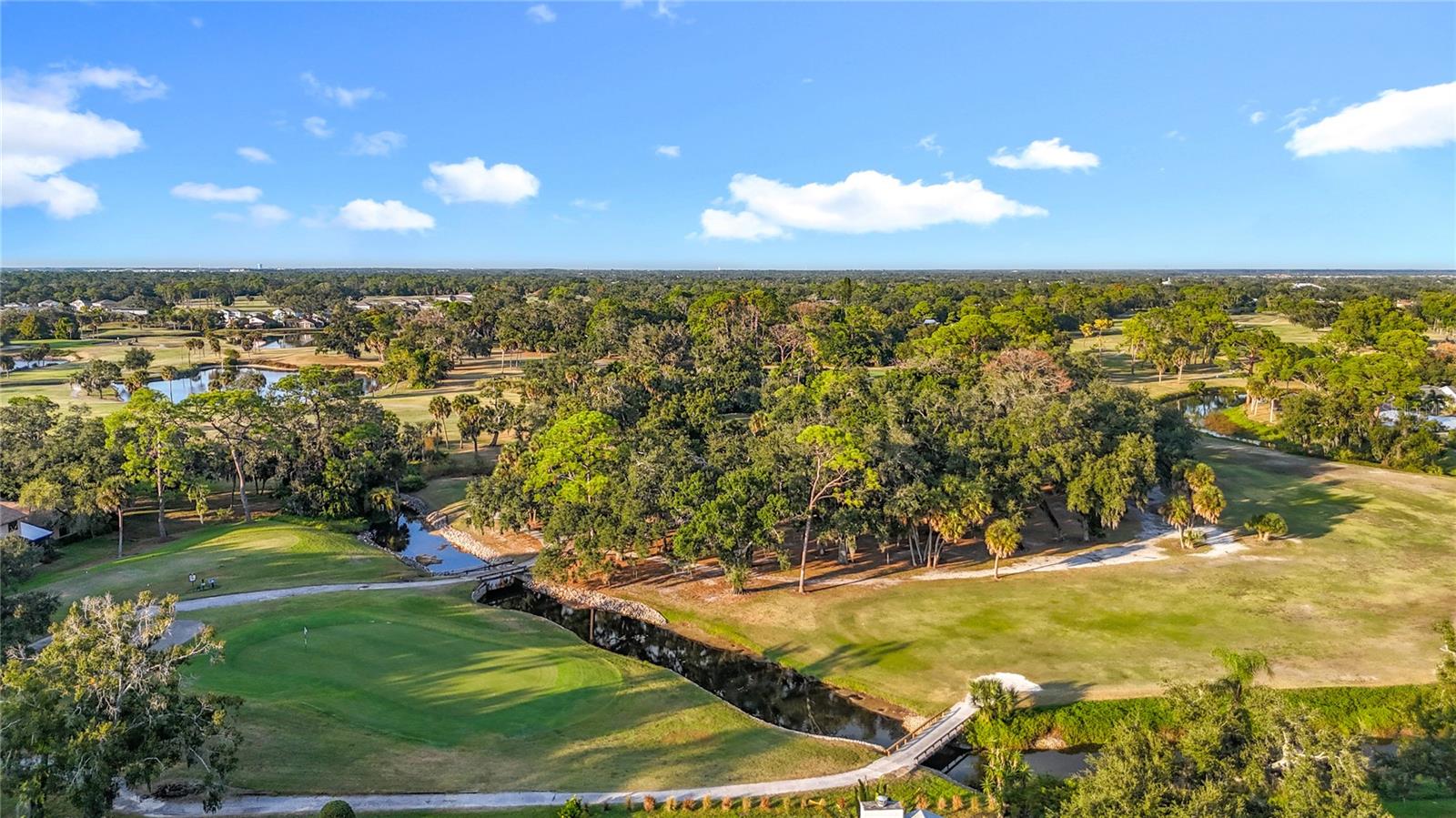 HAMMOCKS - Residential Lease