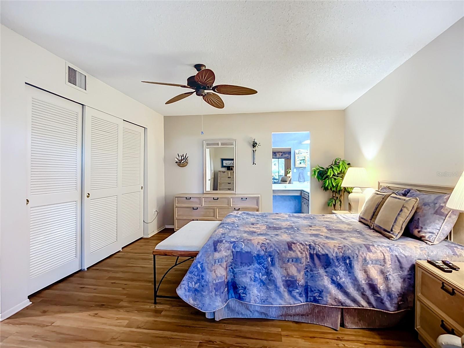 HAMMOCKS - Residential Lease