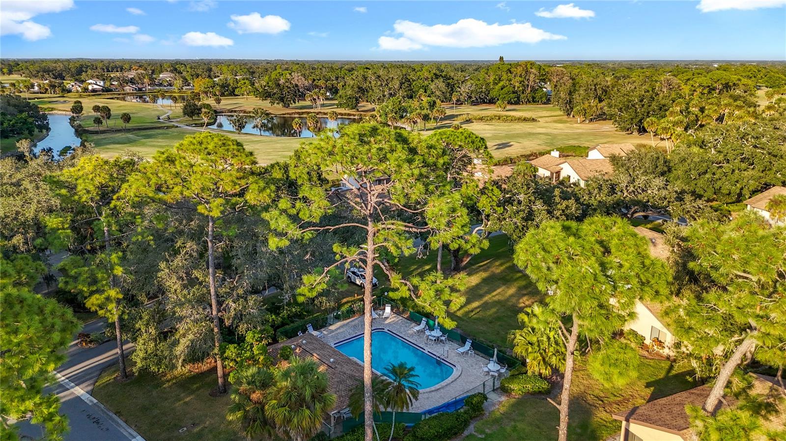 HAMMOCKS - Residential Lease