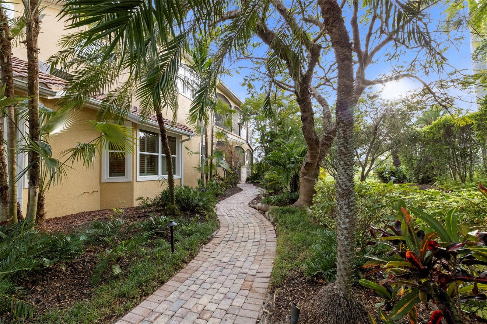 LAKEWOOD RANCH COUNTRY CLUB VILLAGE DD 1&2 - Residential