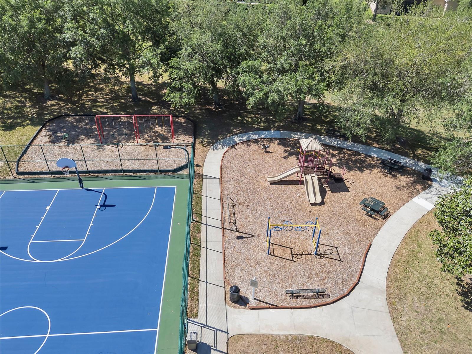 CLERMONT REGENCY HILLS PH 03 LT 67 PB 49 - Residential