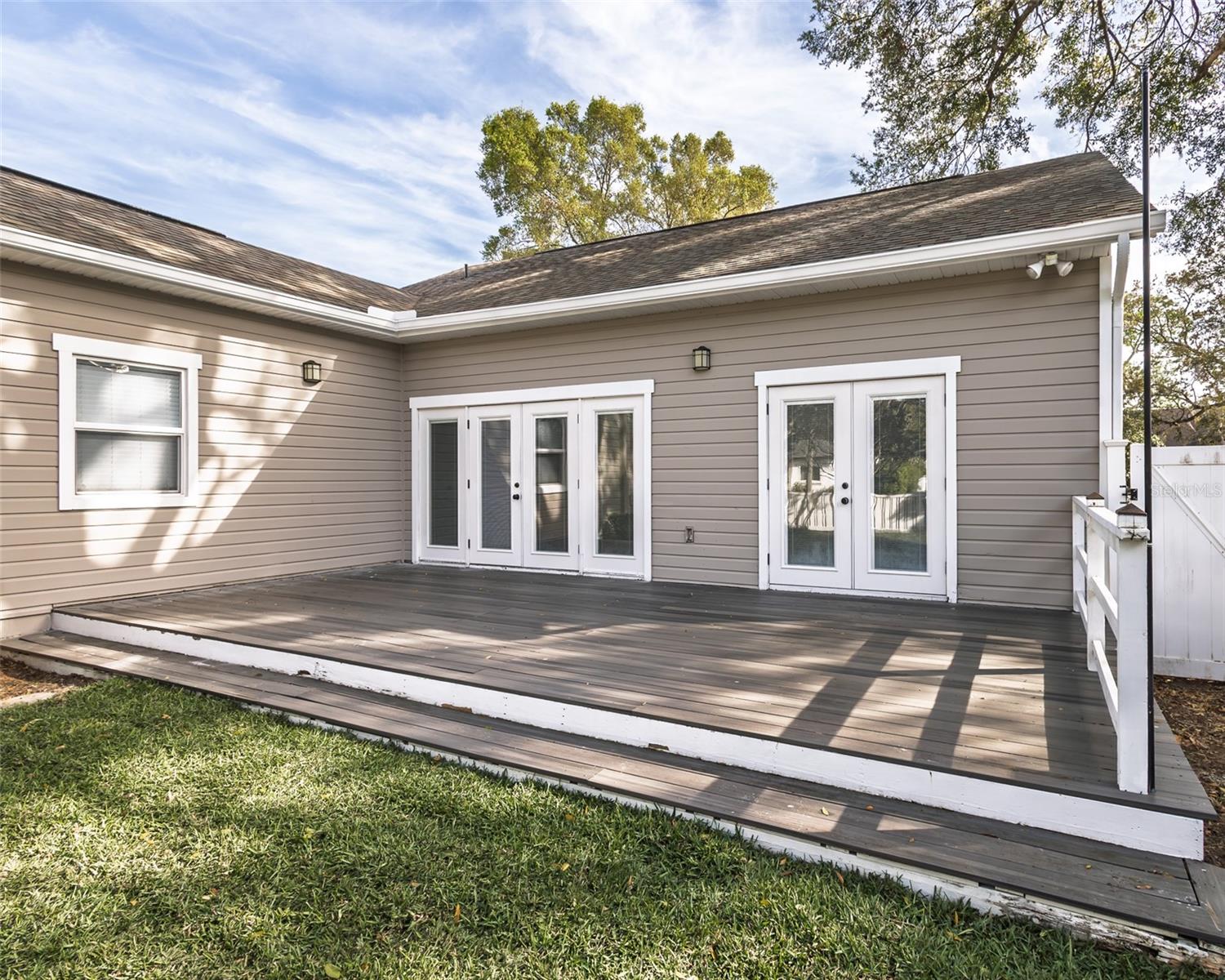 1513 PINECREST PLACE