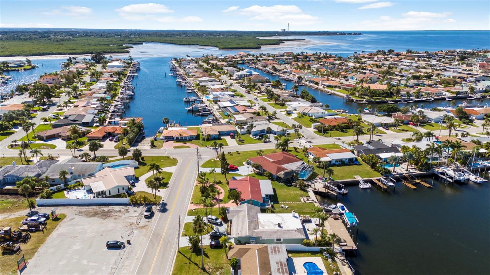 FLOR A MAR - Residential