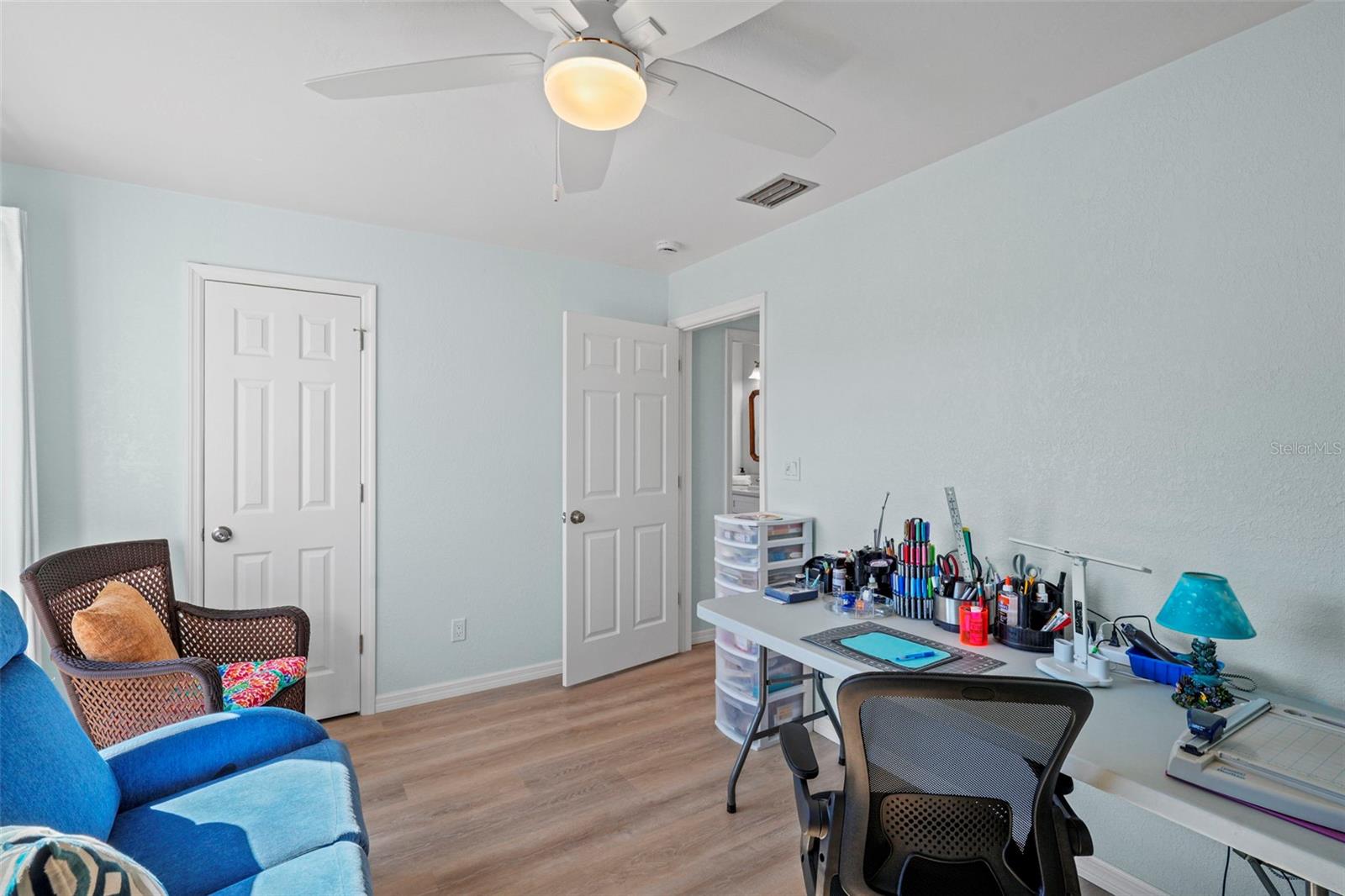 FLOR A MAR - Residential