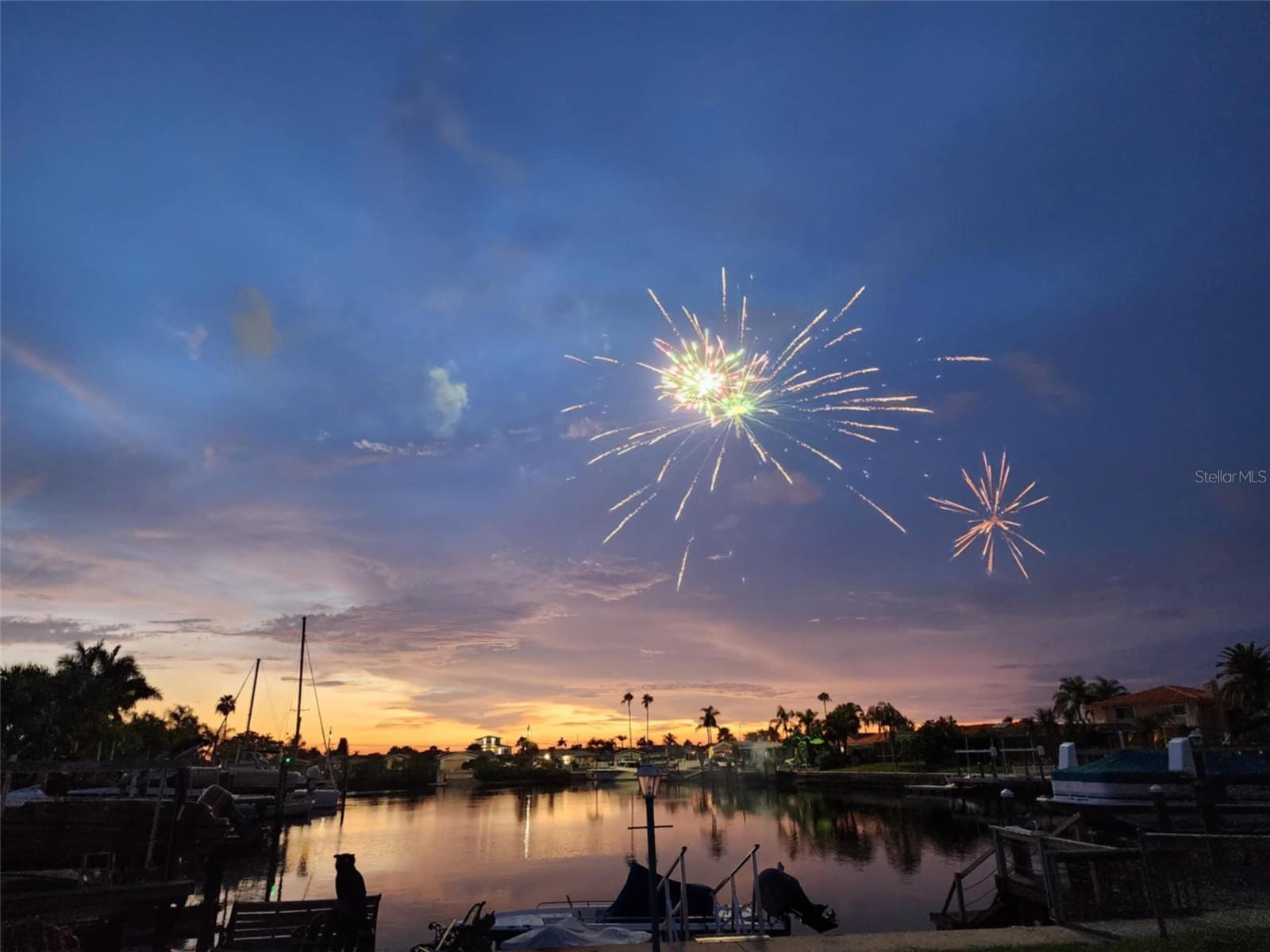 FLOR A MAR - Residential