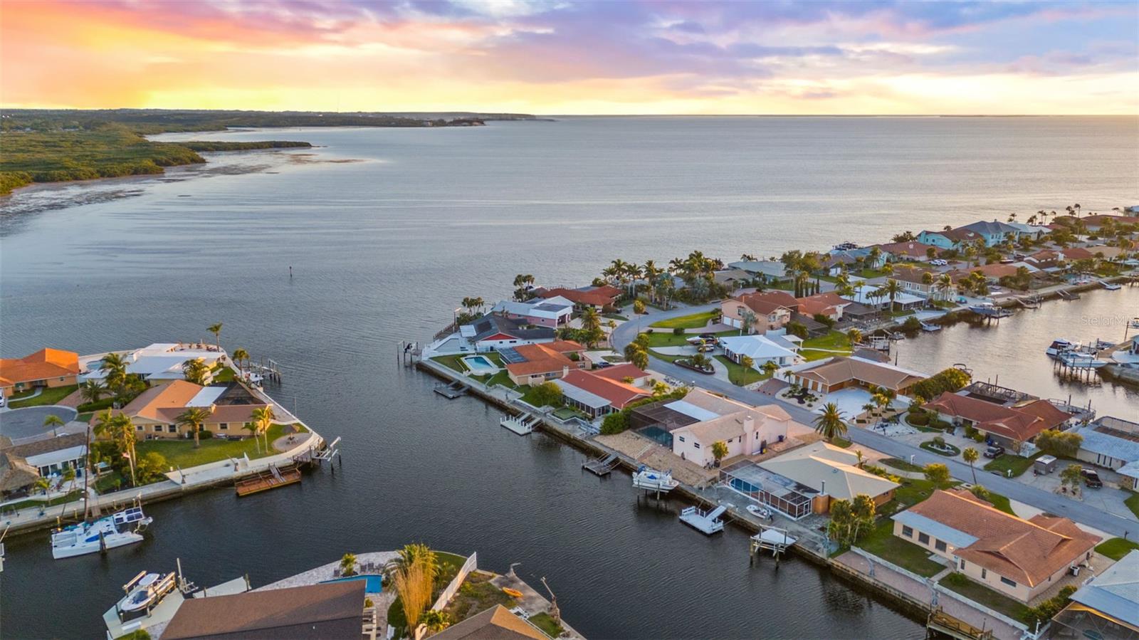 FLOR A MAR - Residential