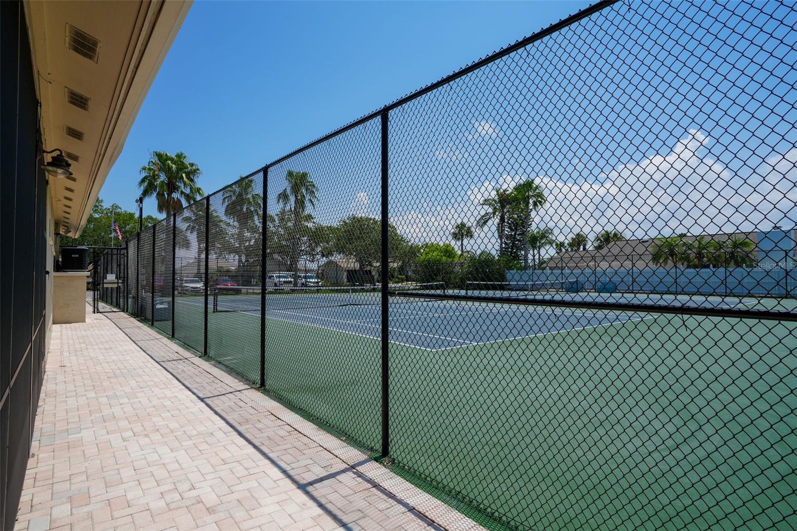 FLOR A MAR - Residential