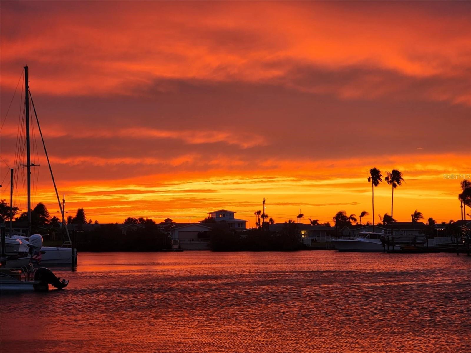 FLOR A MAR - Residential