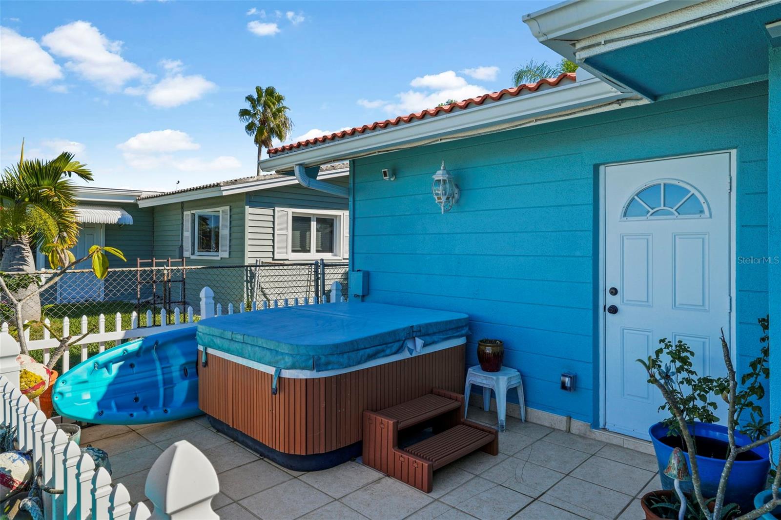 FLOR A MAR - Residential