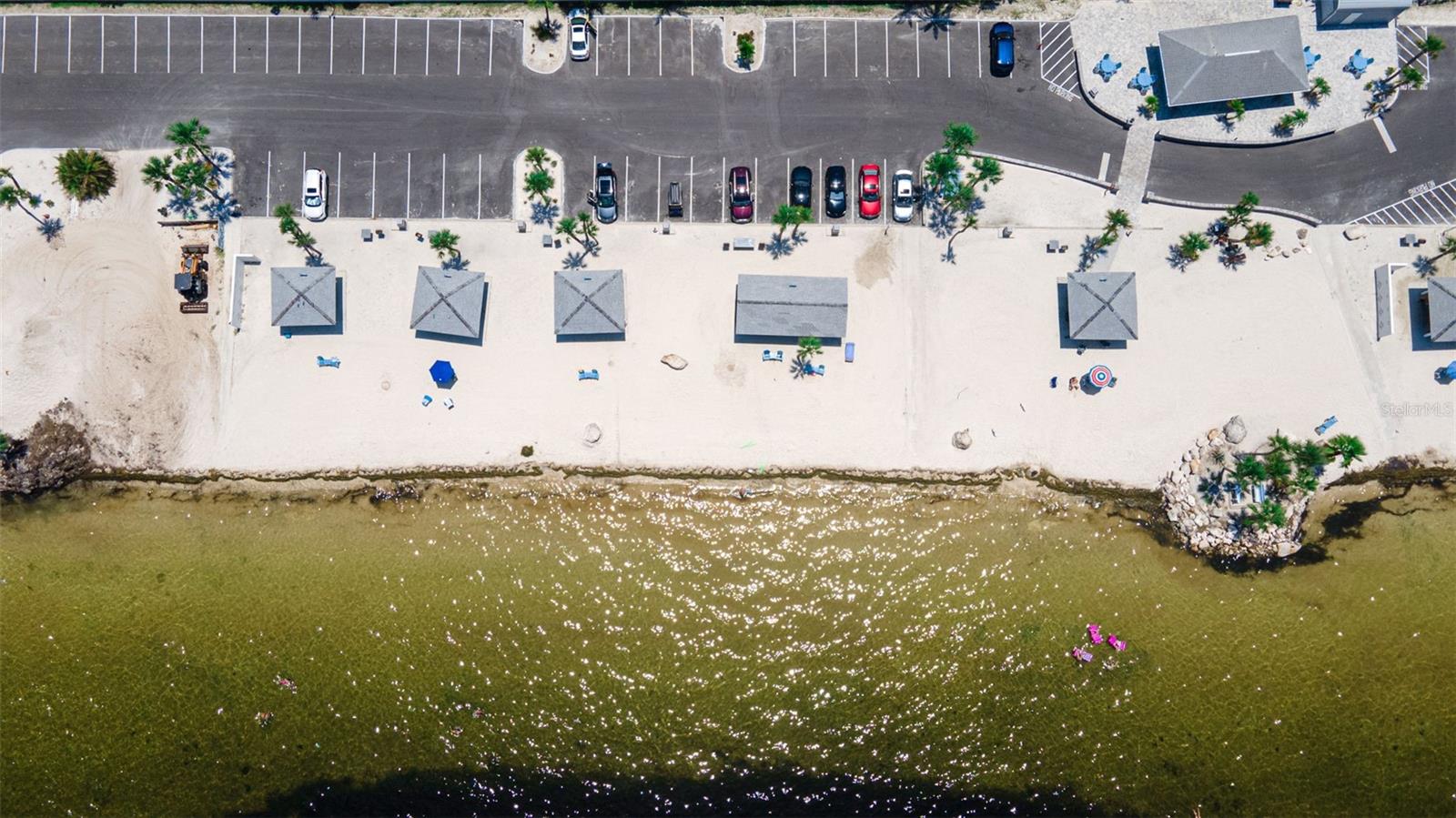 FLOR A MAR - Residential