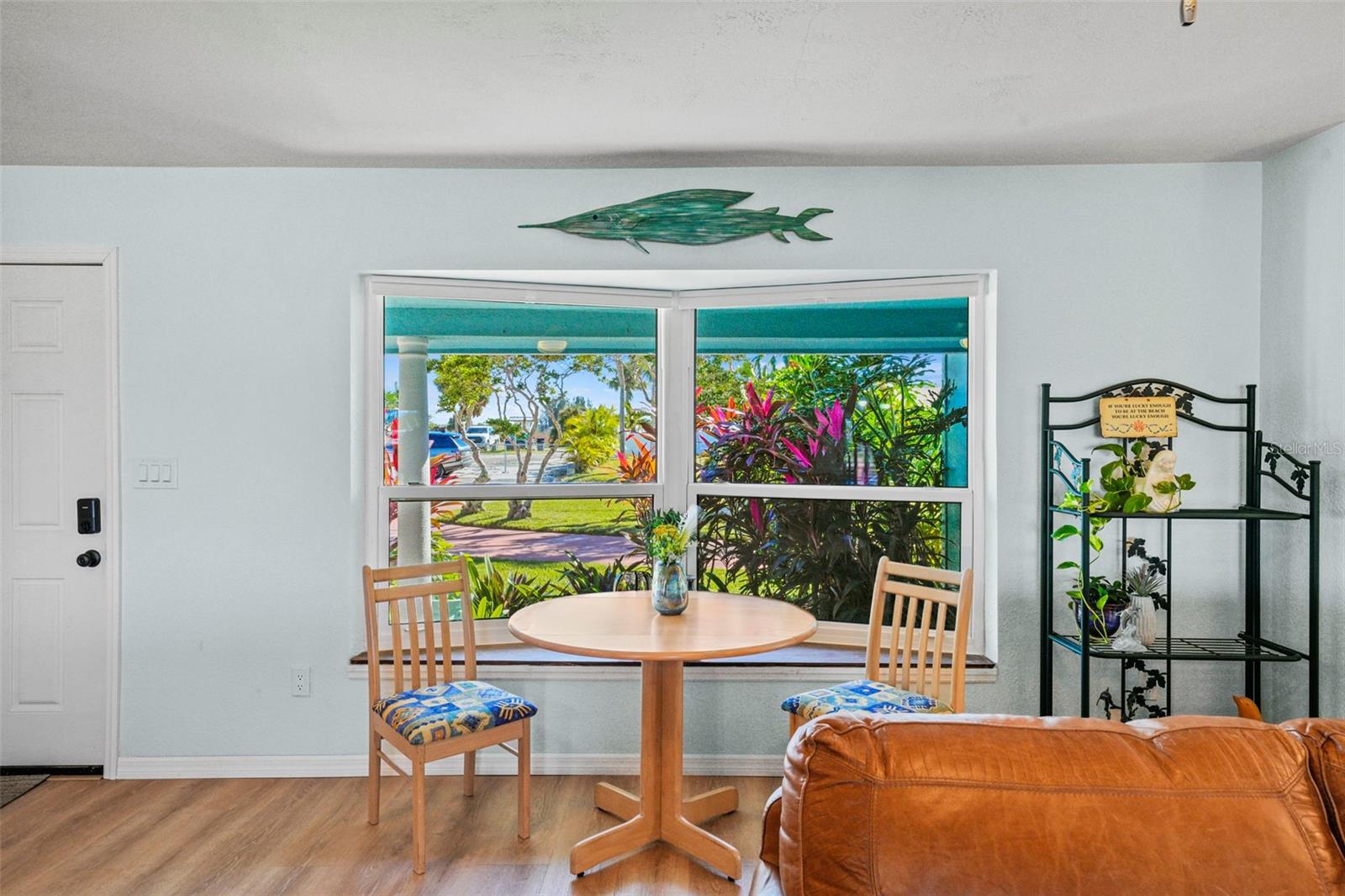 FLOR A MAR - Residential