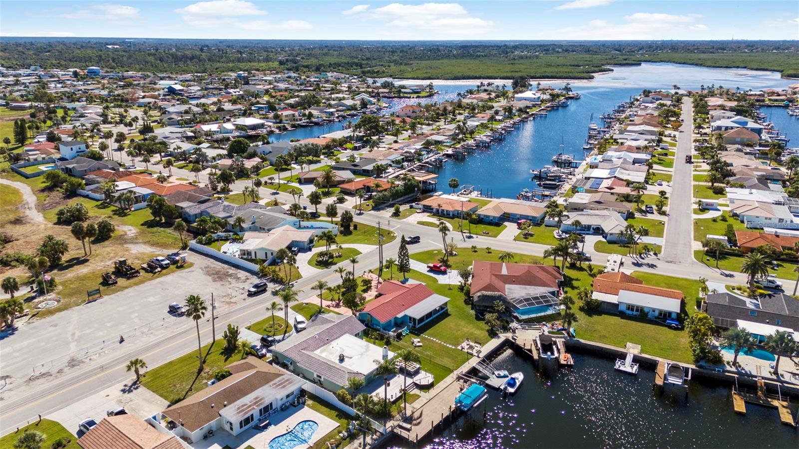 FLOR A MAR - Residential